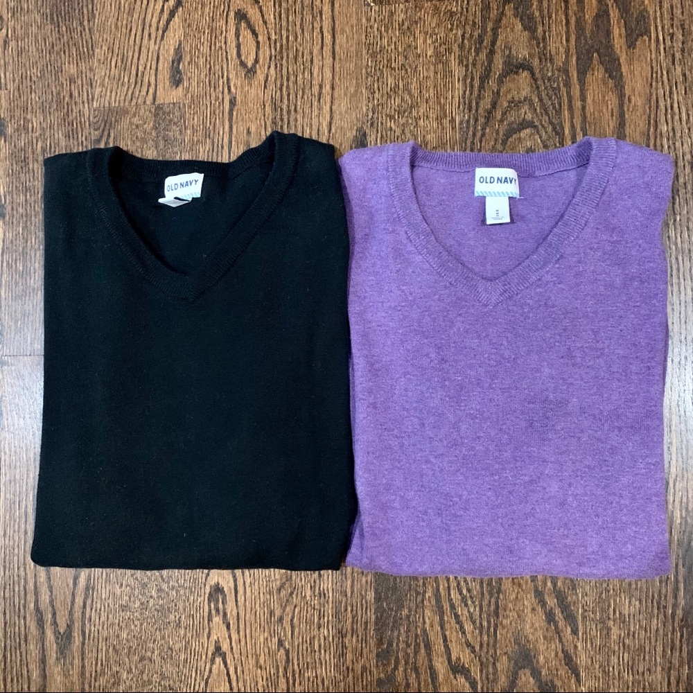 Old Navy Men’s V-neck Sweater Bundle (Medium)